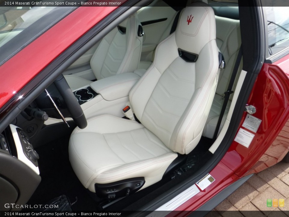 Bianco Pregiato Interior Front Seat for the 2014 Maserati GranTurismo Sport Coupe #83931280