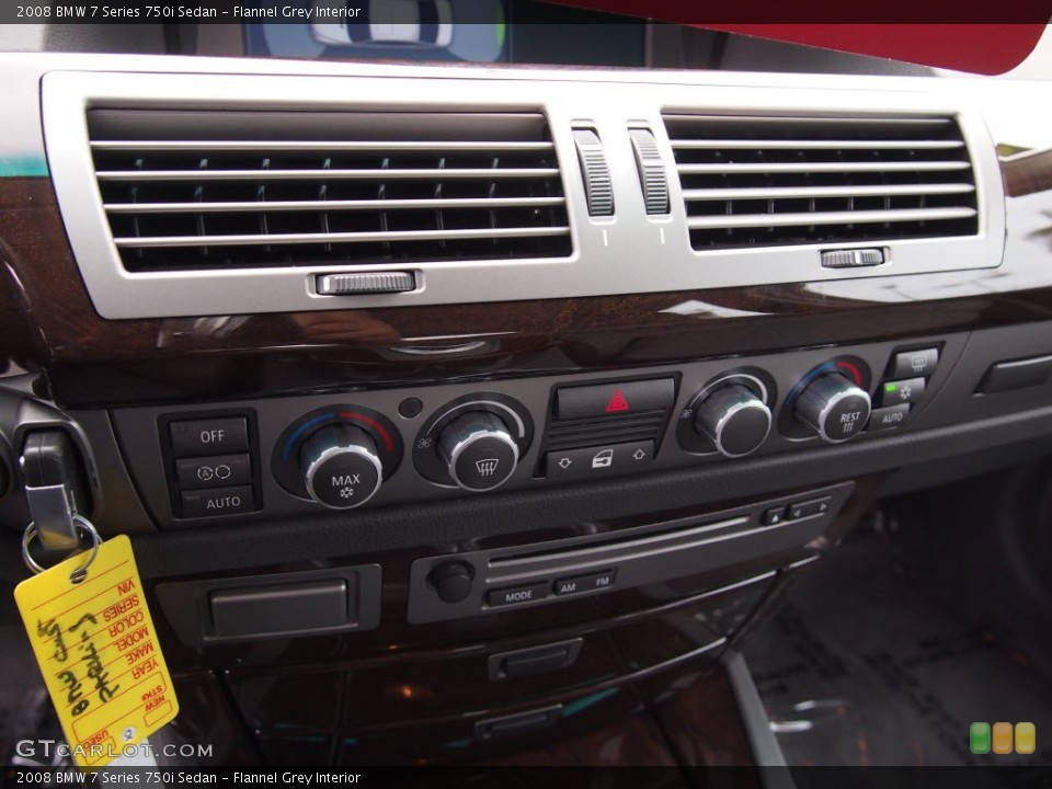 Flannel Grey Interior Controls for the 2008 BMW 7 Series 750i Sedan #83950456