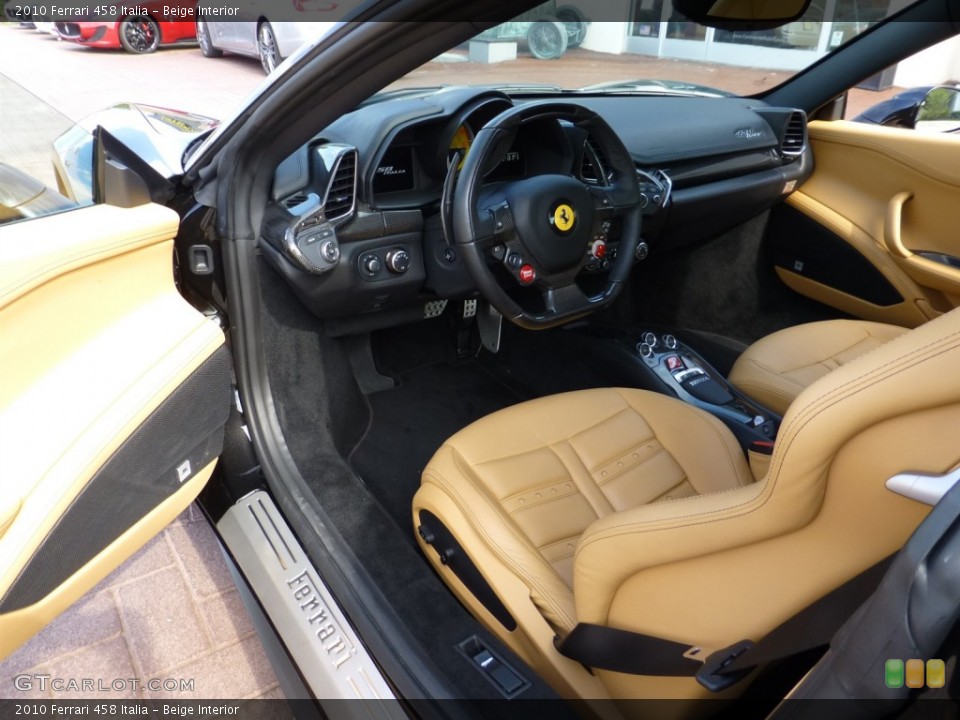 Beige Interior Photo for the 2010 Ferrari 458 Italia #83952694