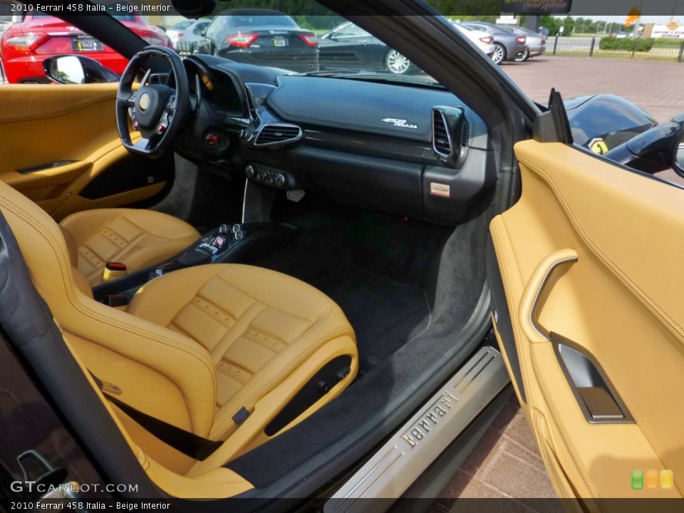 Beige Interior Dashboard for the 2010 Ferrari 458 Italia #83952959