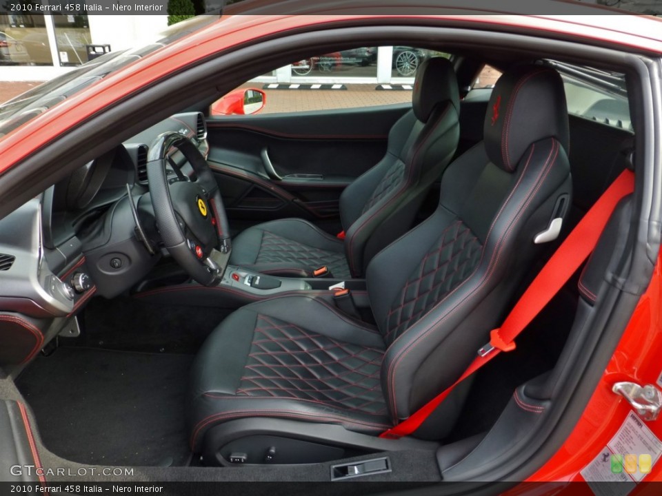 Nero Interior Front Seat for the 2010 Ferrari 458 Italia #83953348