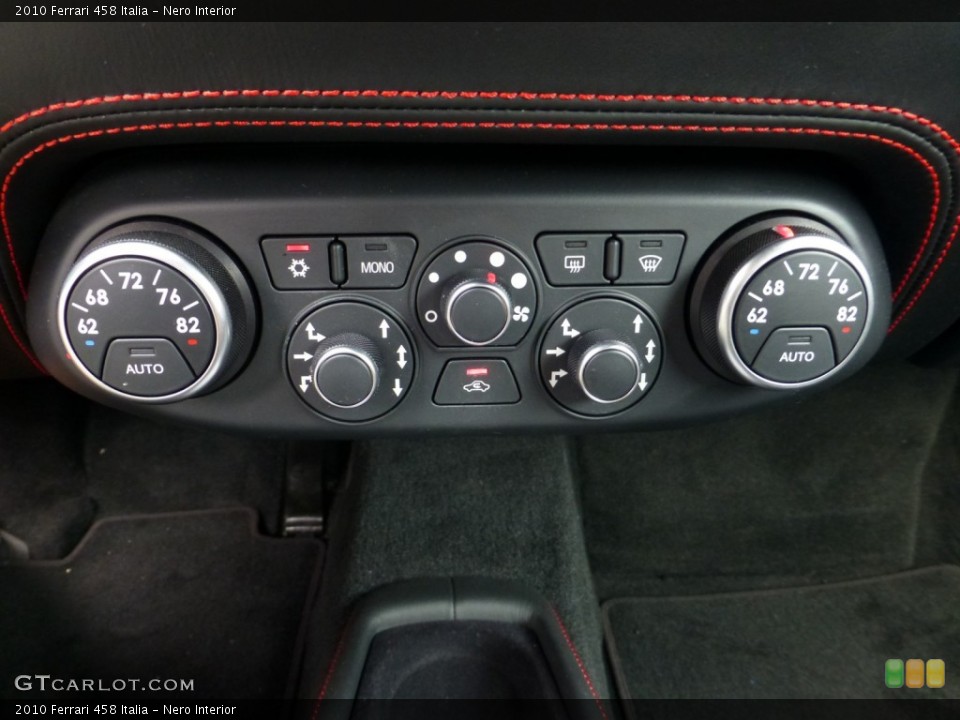 Nero Interior Controls for the 2010 Ferrari 458 Italia #83953486