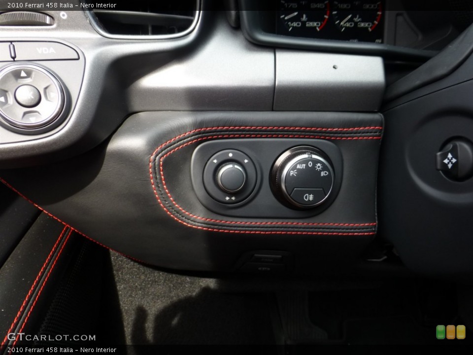 Nero Interior Controls for the 2010 Ferrari 458 Italia #83953591