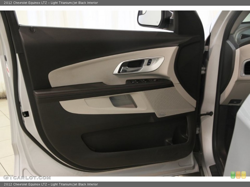 Light Titanium/Jet Black Interior Door Panel for the 2012 Chevrolet Equinox LTZ #83968794