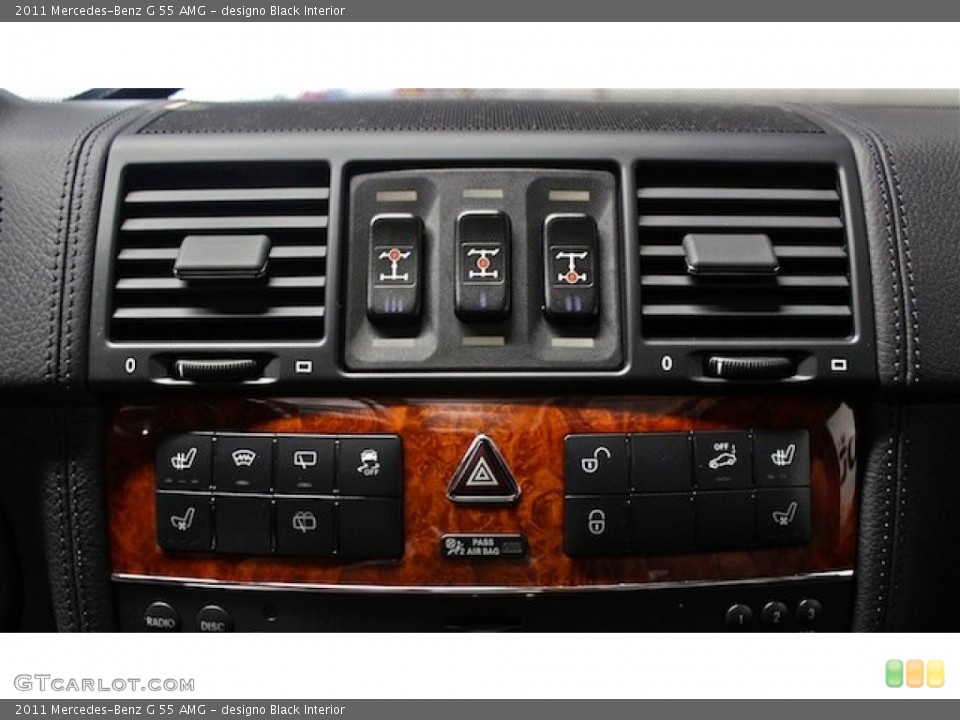 designo Black Interior Controls for the 2011 Mercedes-Benz G 55 AMG #83973402