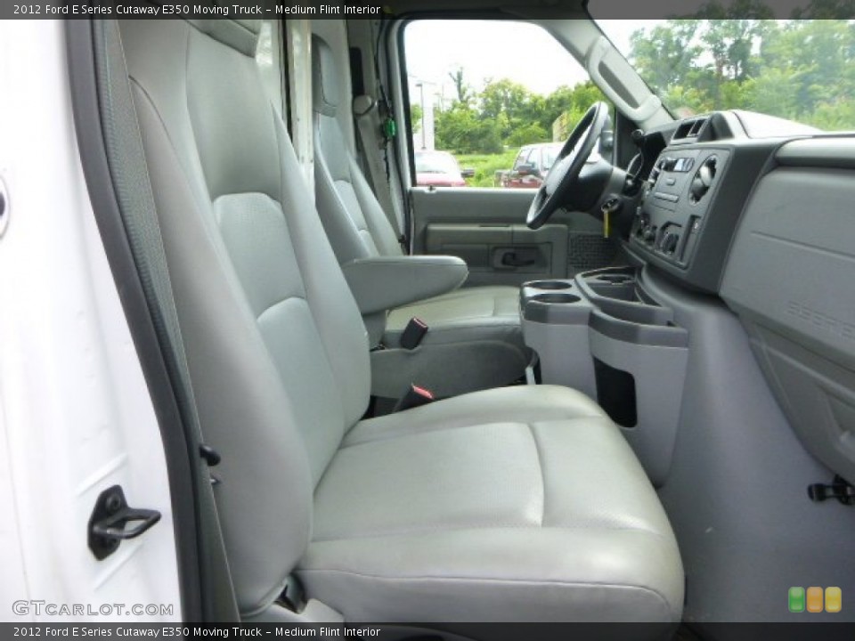 Medium Flint Interior Photo for the 2012 Ford E Series Cutaway E350 Moving Truck #84006075