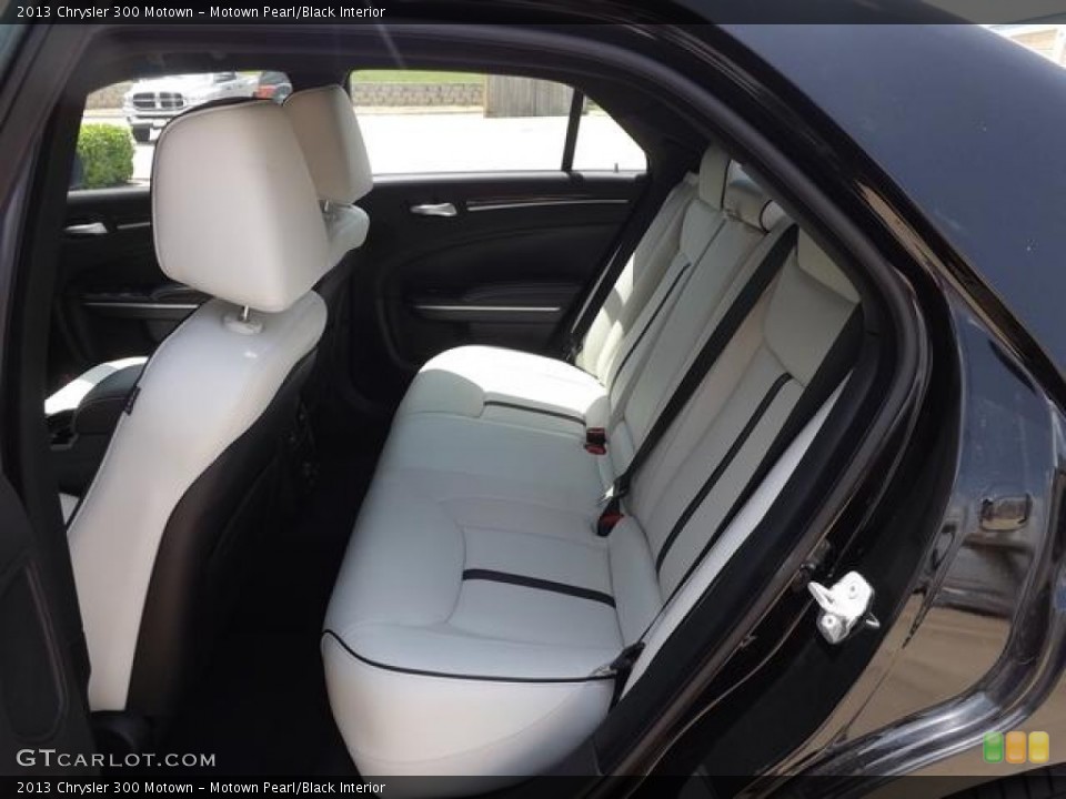 Motown Pearl/Black Interior Rear Seat for the 2013 Chrysler 300 Motown #84007864