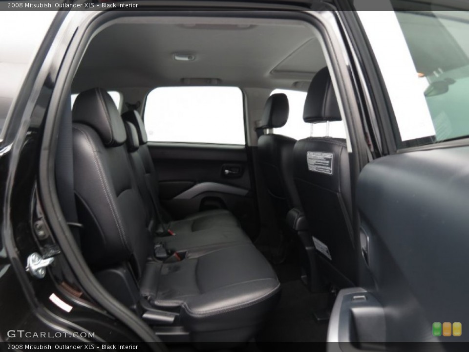 Black Interior Rear Seat for the 2008 Mitsubishi Outlander XLS #84008388