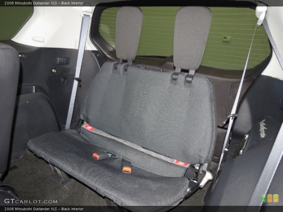 Black Interior Rear Seat for the 2008 Mitsubishi Outlander XLS #84008436