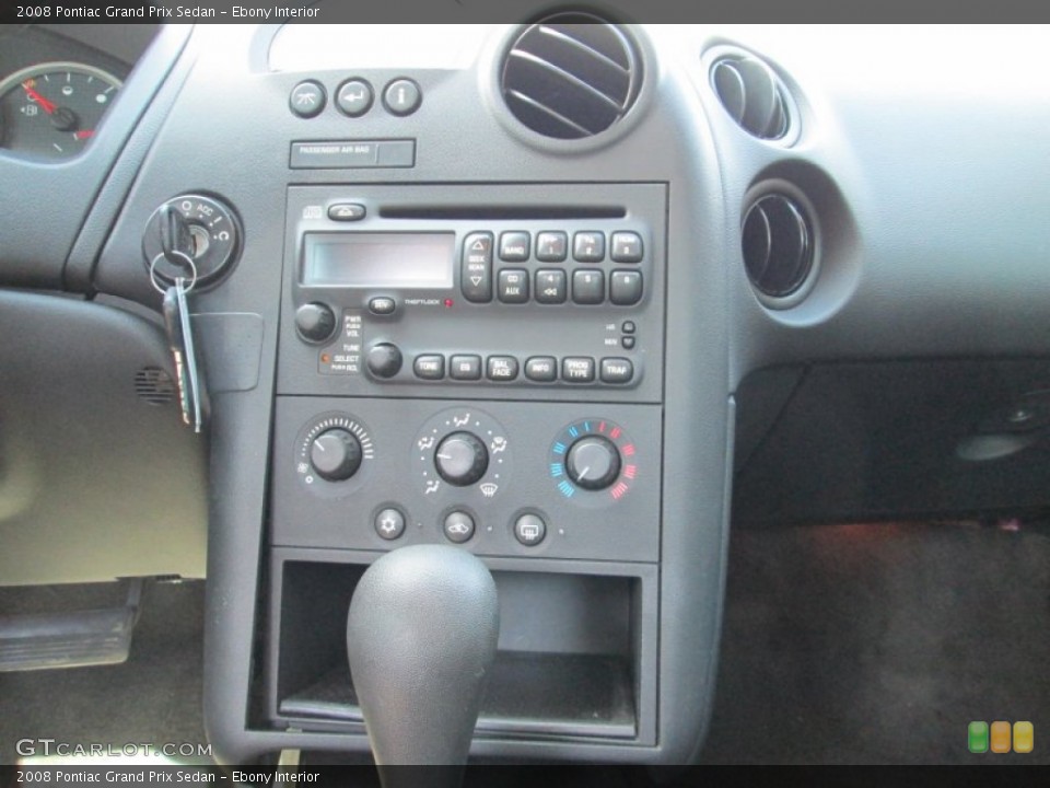 Ebony Interior Controls for the 2008 Pontiac Grand Prix Sedan #84011839