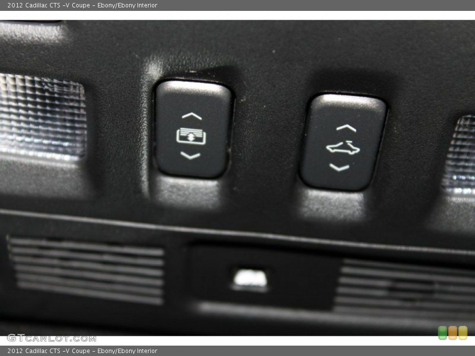 Ebony/Ebony Interior Controls for the 2012 Cadillac CTS -V Coupe #84032775