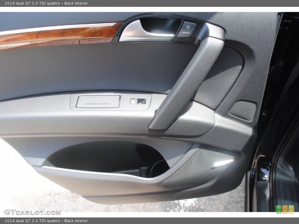 Black Interior Door Panel for the 2014 Audi Q7 3.0 TDI quattro #84039207