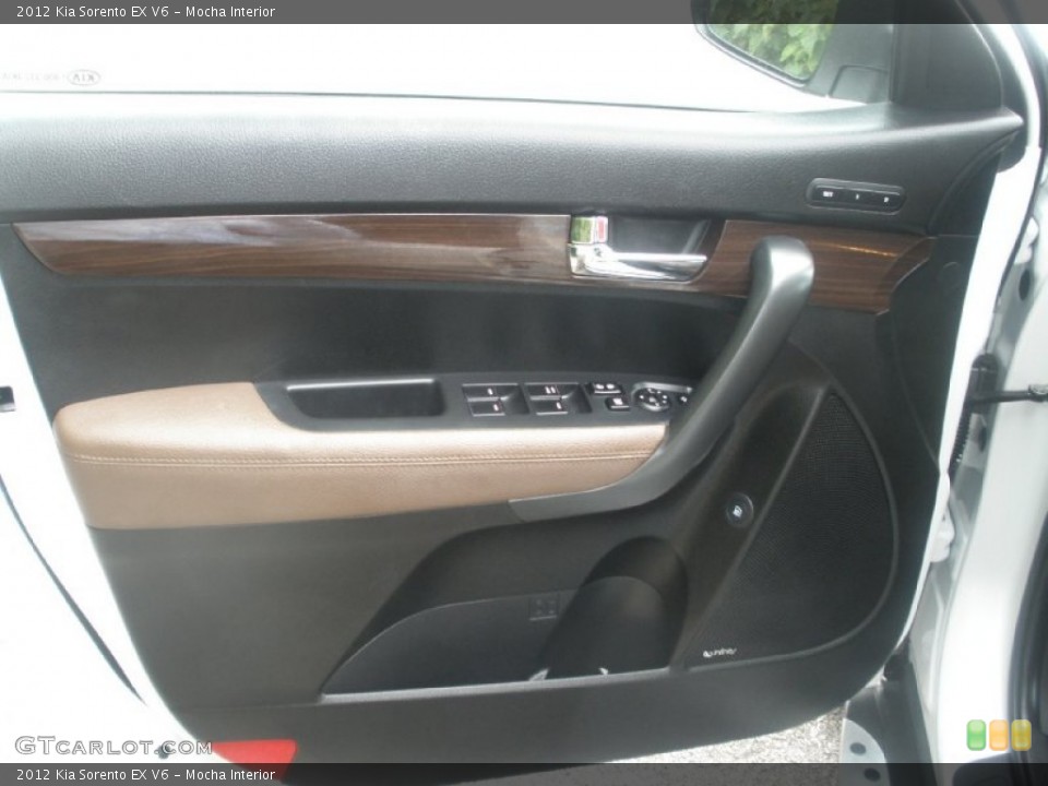 Mocha Interior Door Panel for the 2012 Kia Sorento EX V6 #84044204