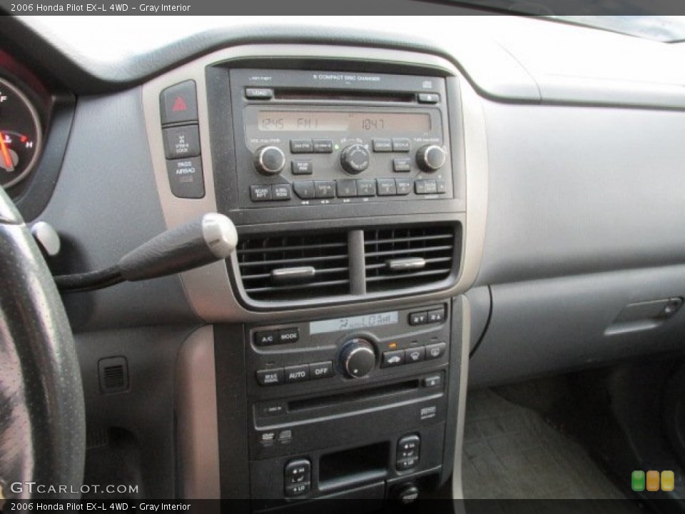Gray Interior Controls for the 2006 Honda Pilot EX-L 4WD #84055752