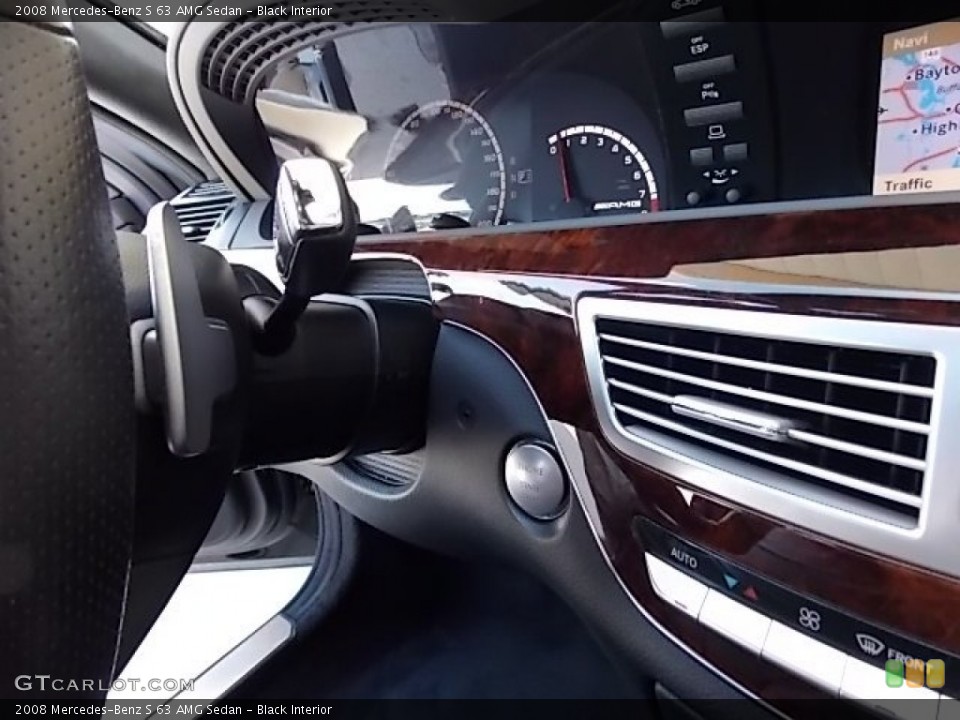 Black Interior Controls for the 2008 Mercedes-Benz S 63 AMG Sedan #84064298