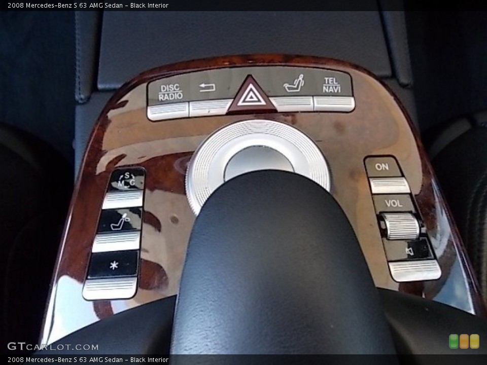 Black Interior Controls for the 2008 Mercedes-Benz S 63 AMG Sedan #84064457