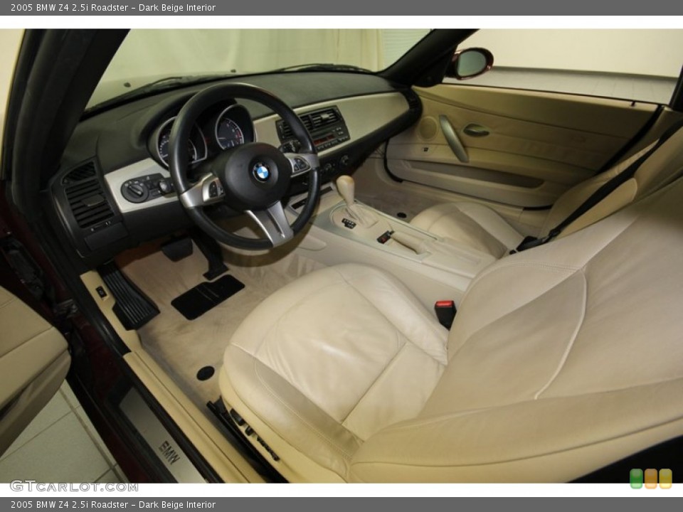 Dark Beige Interior Photo for the 2005 BMW Z4 2.5i Roadster #84072139