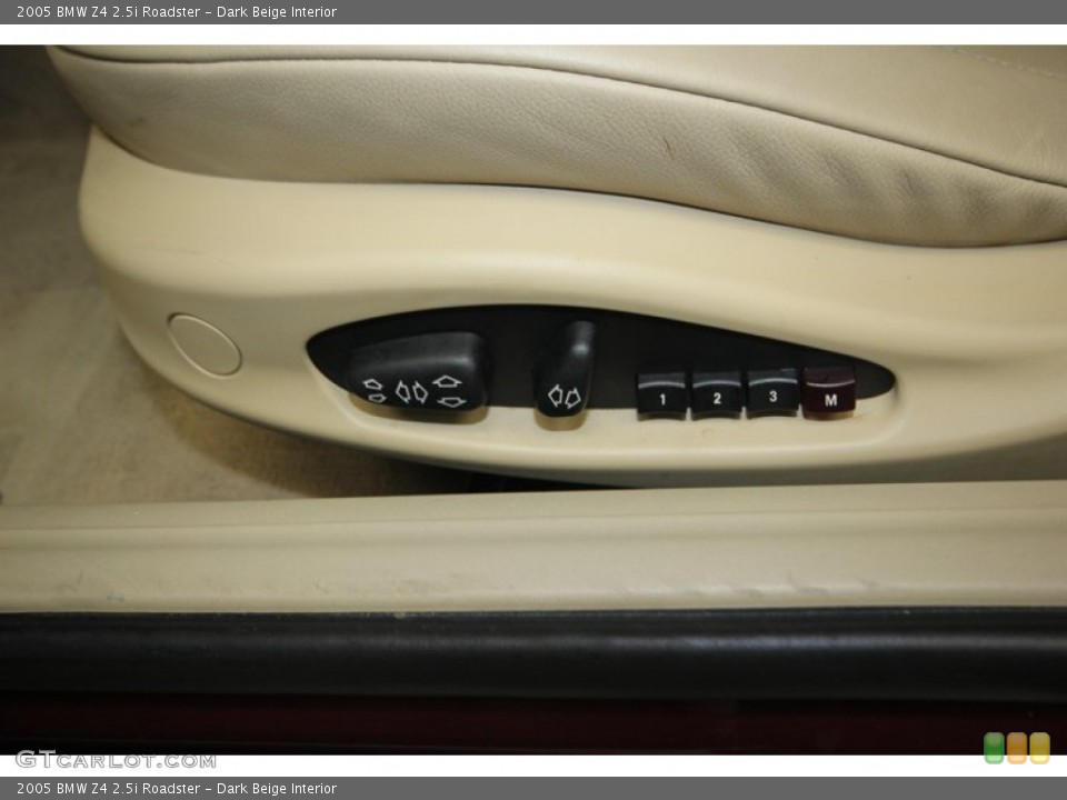 Dark Beige Interior Controls for the 2005 BMW Z4 2.5i Roadster #84072203