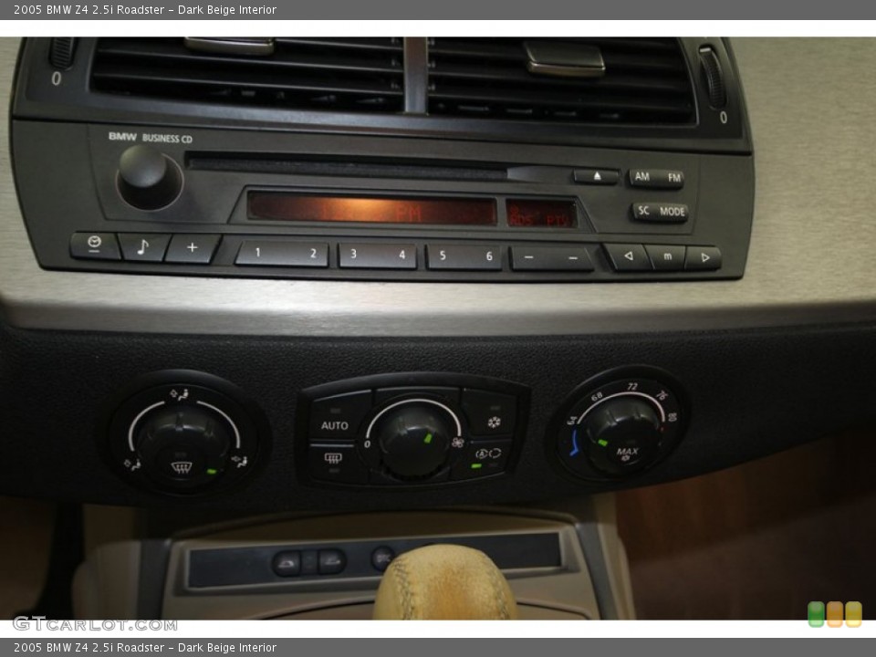 Dark Beige Interior Controls for the 2005 BMW Z4 2.5i Roadster #84072251