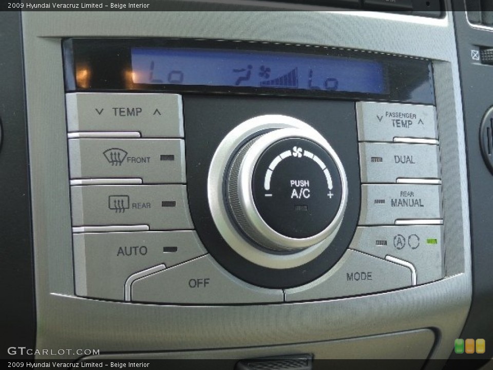 Beige Interior Controls for the 2009 Hyundai Veracruz Limited #84074639