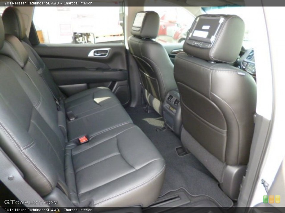 Charcoal Interior Rear Seat for the 2014 Nissan Pathfinder SL AWD #84078878