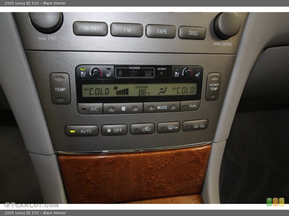 Black Interior Controls for the 2005 Lexus ES 330 #84084740