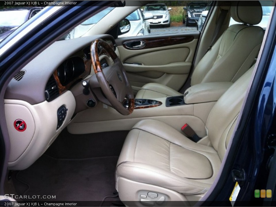 Champagne 2007 Jaguar XJ Interiors
