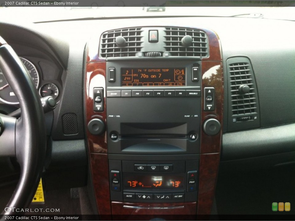 Ebony Interior Controls for the 2007 Cadillac CTS Sedan #84094894