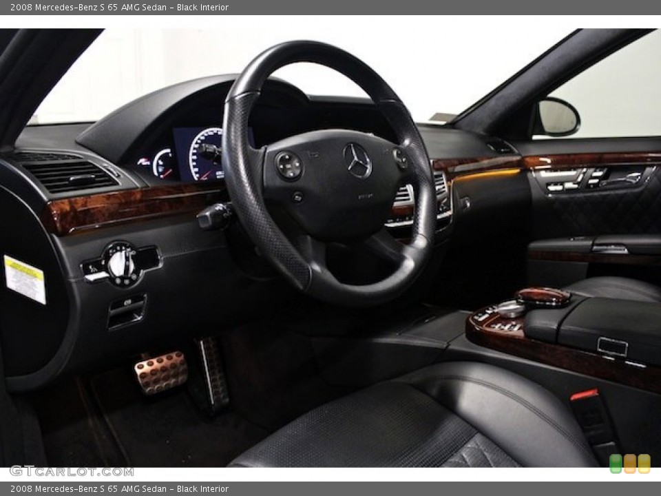 Black Interior Dashboard for the 2008 Mercedes-Benz S 65 AMG Sedan #84108008
