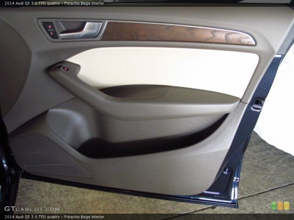 Pistachio Beige Interior Door Panel for the 2014 Audi Q5 3.0 TFSI quattro #84128234