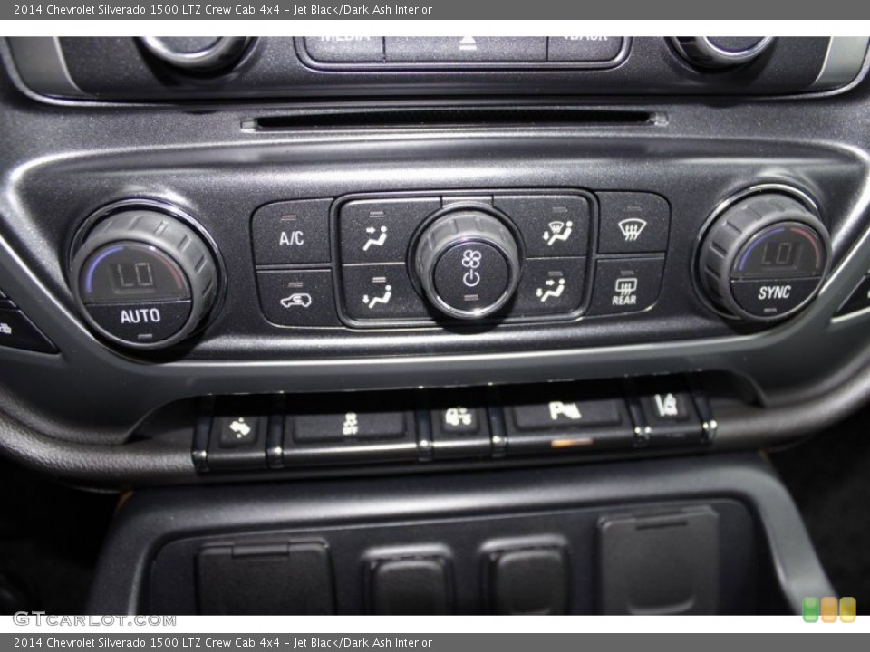 Jet Black/Dark Ash Interior Controls for the 2014 Chevrolet Silverado 1500 LTZ Crew Cab 4x4 #84134711
