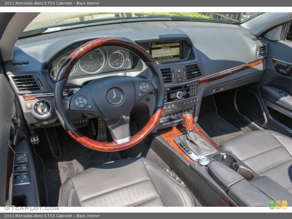 Black Interior Photo for the 2011 Mercedes-Benz E 550 Cabriolet #84144658