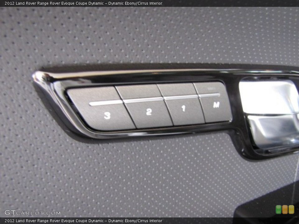 Dynamic Ebony/Cirrus Interior Controls for the 2012 Land Rover Range Rover Evoque Coupe Dynamic #84187566