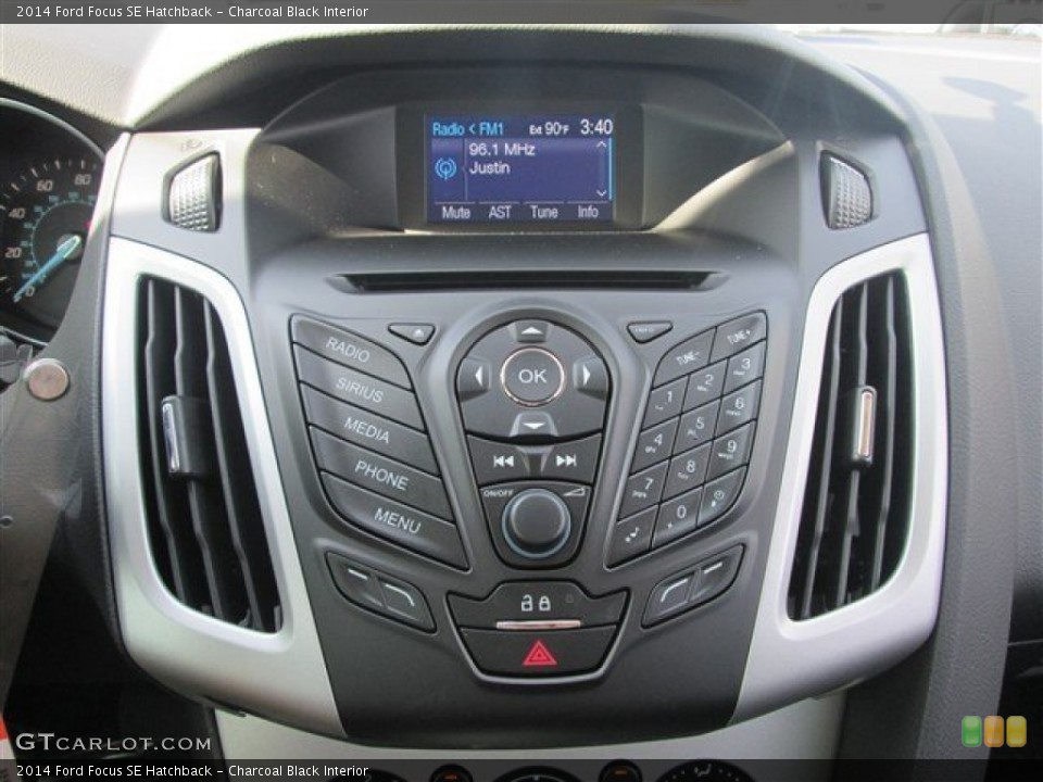 Charcoal Black Interior Controls for the 2014 Ford Focus SE Hatchback #84205400