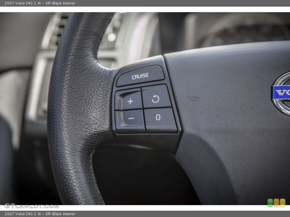 Off-Black Interior Controls for the 2007 Volvo S40 2.4i #84206852