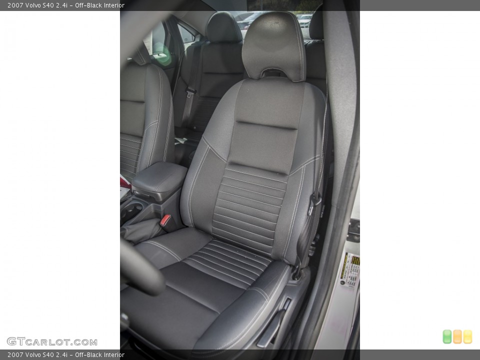 Off-Black Interior Front Seat for the 2007 Volvo S40 2.4i #84206945