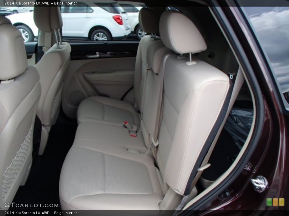 Beige Interior Rear Seat for the 2014 Kia Sorento LX AWD #84220061