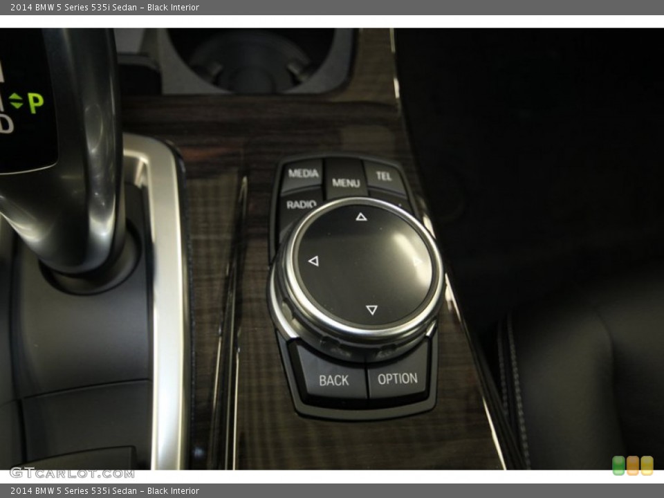 Black Interior Controls for the 2014 BMW 5 Series 535i Sedan #84222751