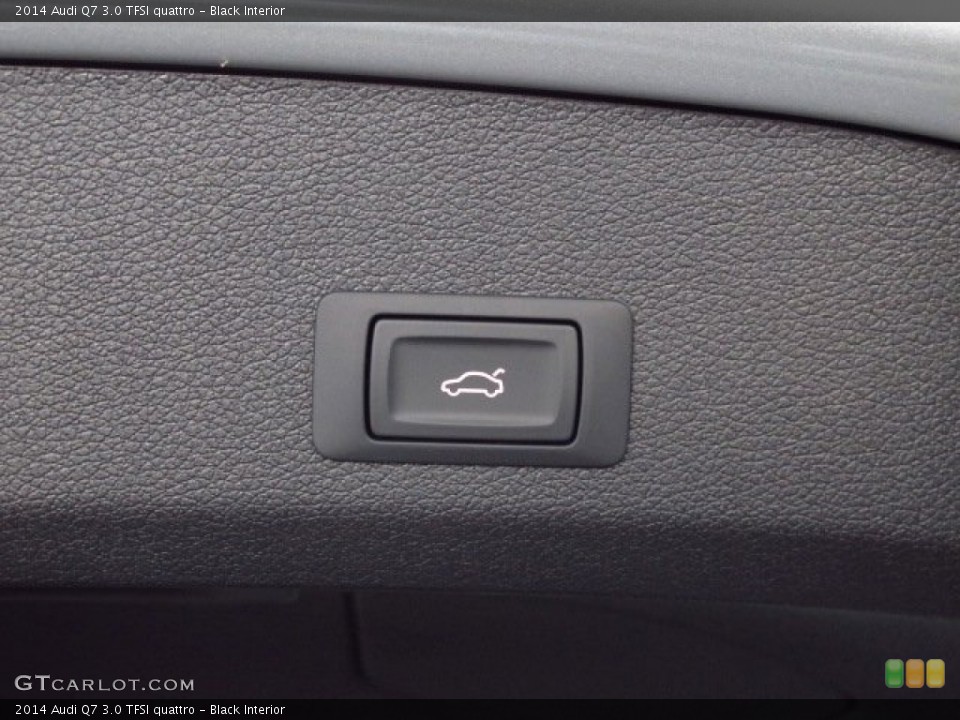 Black Interior Controls for the 2014 Audi Q7 3.0 TFSI quattro #84224942