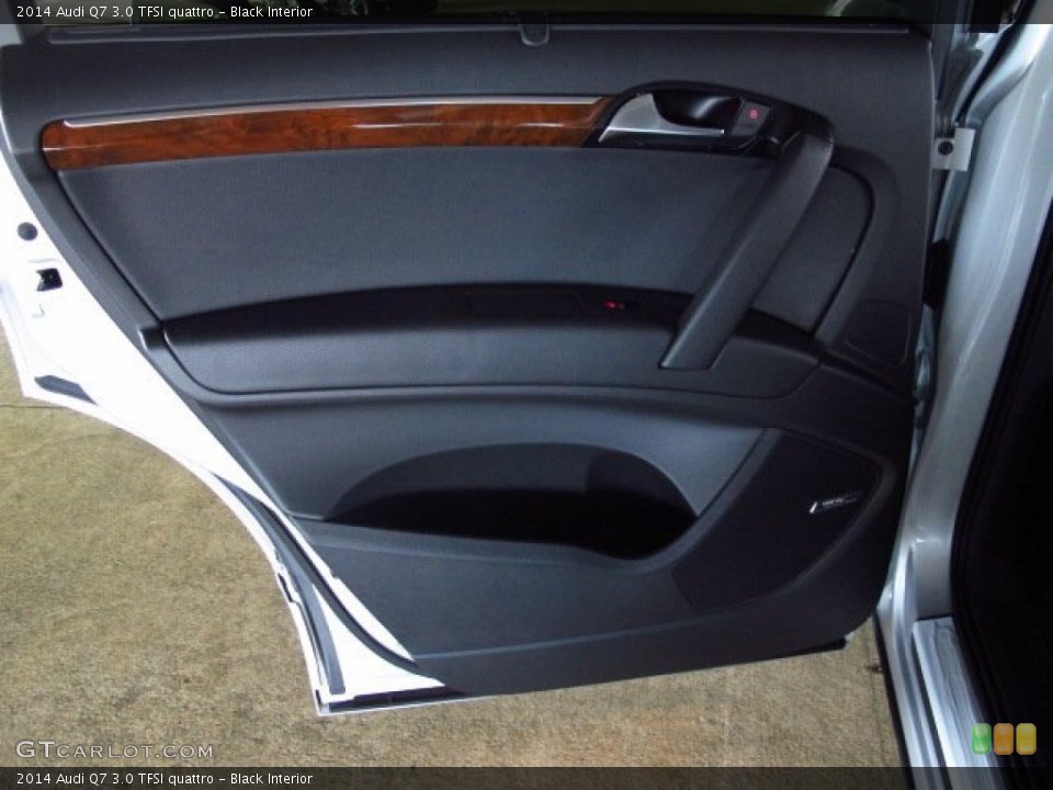 Black Interior Door Panel for the 2014 Audi Q7 3.0 TFSI quattro #84225006