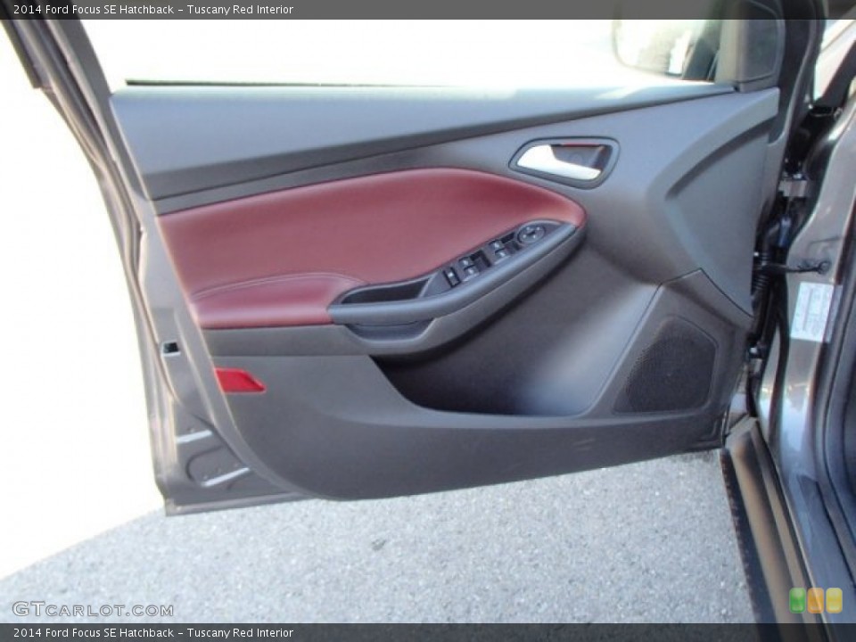 Tuscany Red Interior Door Panel for the 2014 Ford Focus SE Hatchback #84234875