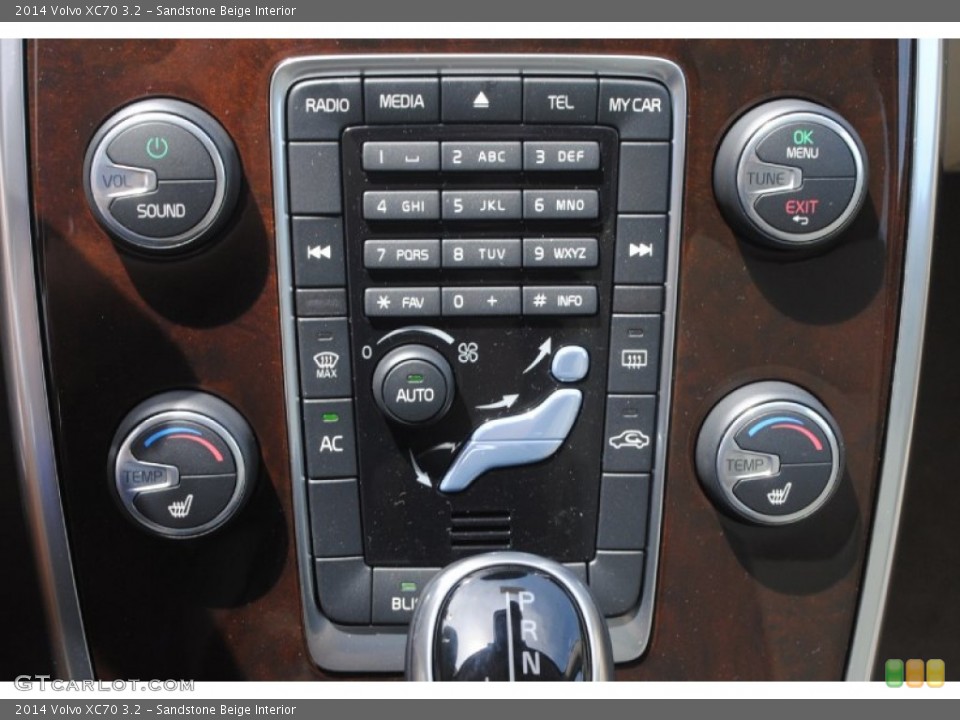 Sandstone Beige Interior Controls for the 2014 Volvo XC70 3.2 #84248774