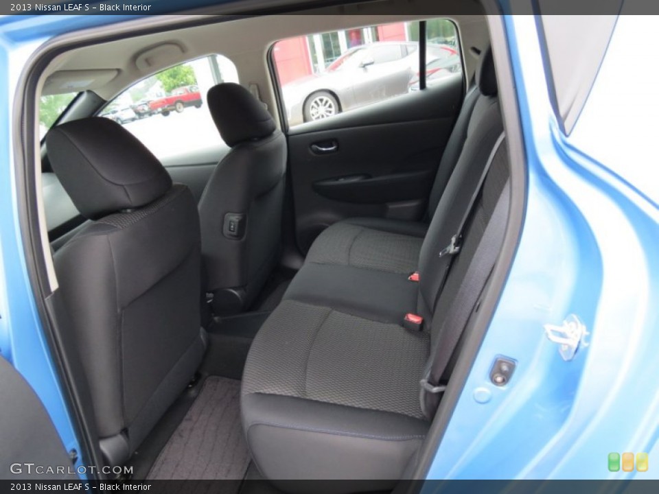 Black Interior Rear Seat for the 2013 Nissan LEAF S #84250496
