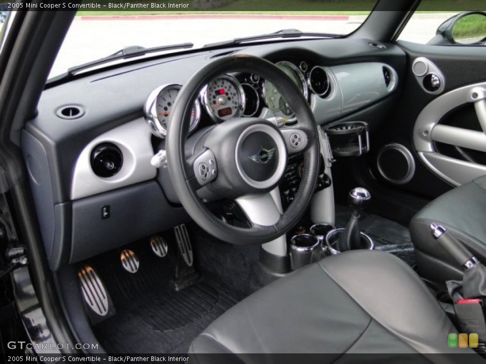 Black/Panther Black 2005 Mini Cooper Interiors