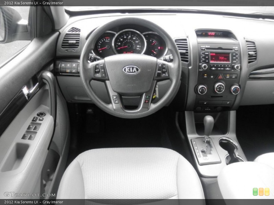 Gray Interior Dashboard for the 2012 Kia Sorento LX #84331962