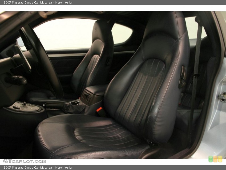 Nero Interior Front Seat for the 2005 Maserati Coupe Cambiocorsa #84350613
