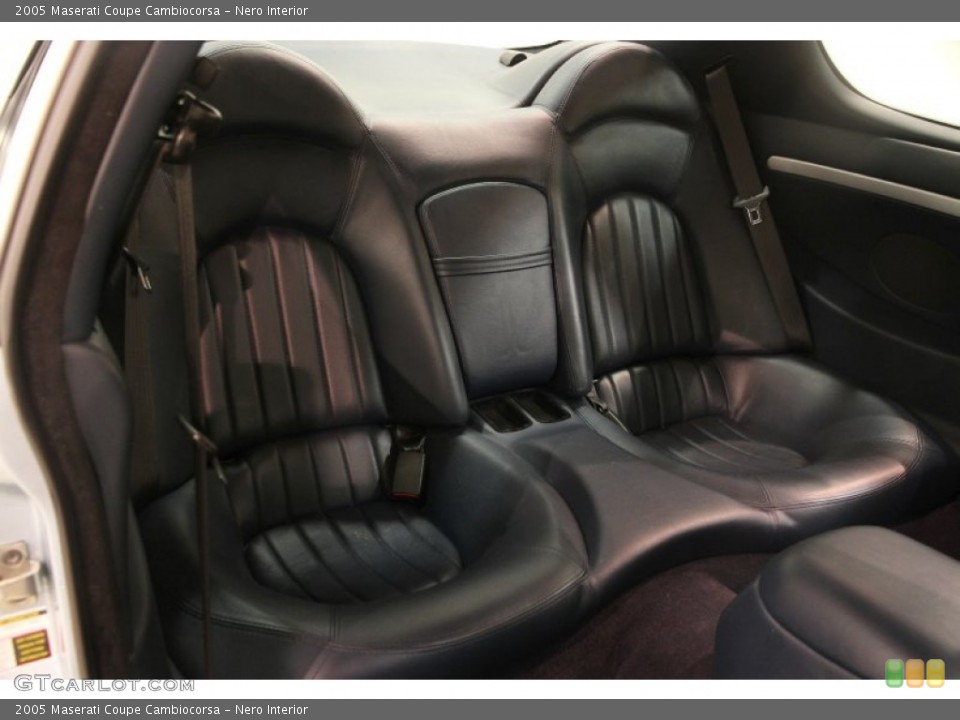Nero Interior Rear Seat for the 2005 Maserati Coupe Cambiocorsa #84350856