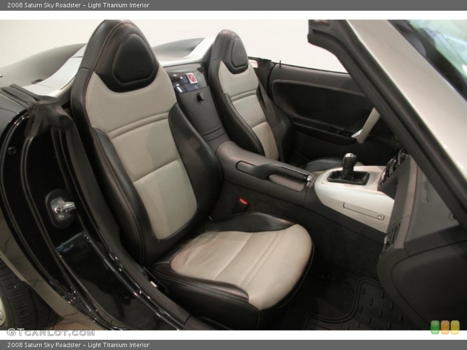 Light Titanium Interior Front Seat for the 2008 Saturn Sky Roadster #84366414