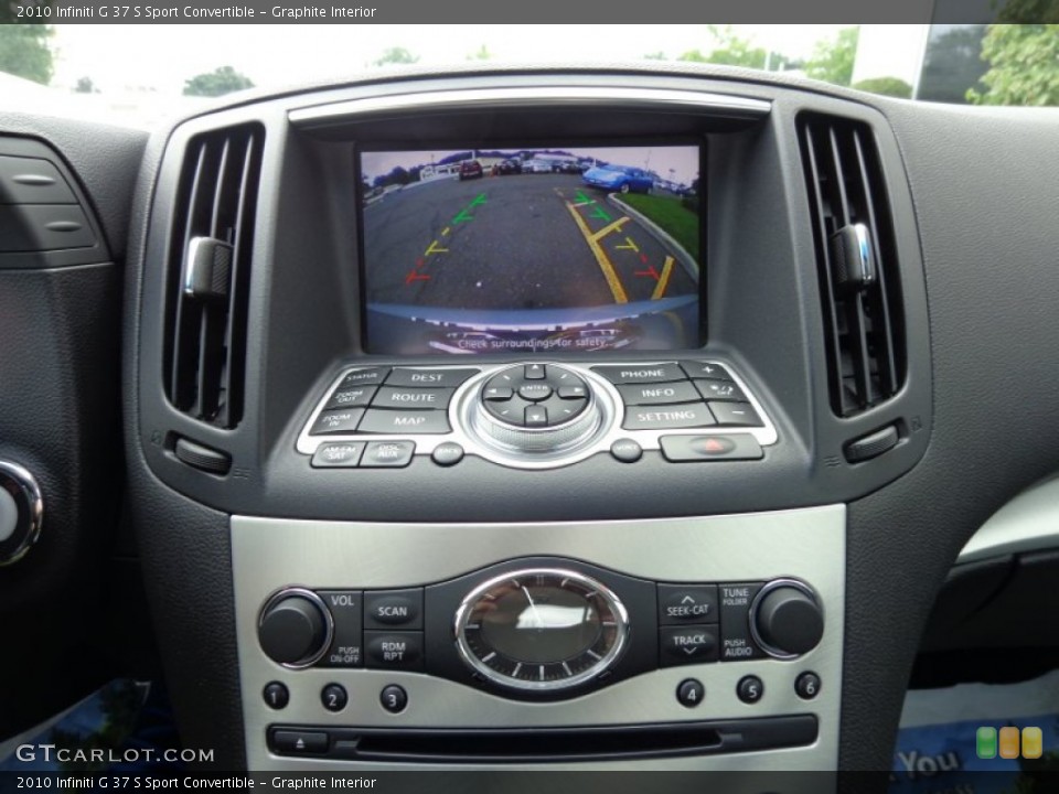 Graphite Interior Controls for the 2010 Infiniti G 37 S Sport Convertible #84370428