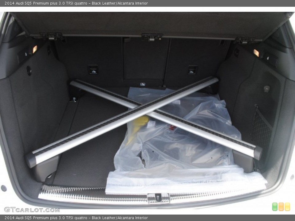 Black Leather/Alcantara Interior Trunk for the 2014 Audi SQ5 Premium plus 3.0 TFSI quattro #84389862